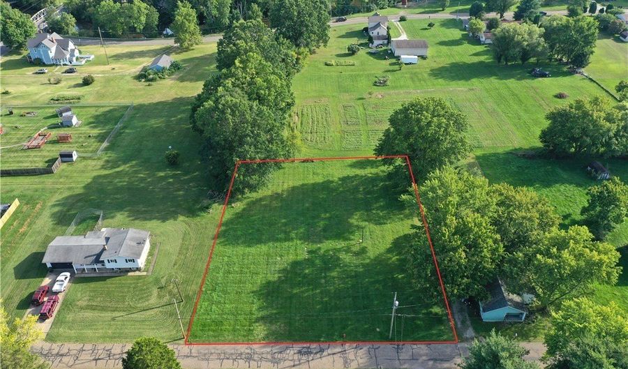 15832 Waverly St NE, Alliance, OH 44601 - 0 Beds, 0 Bath
