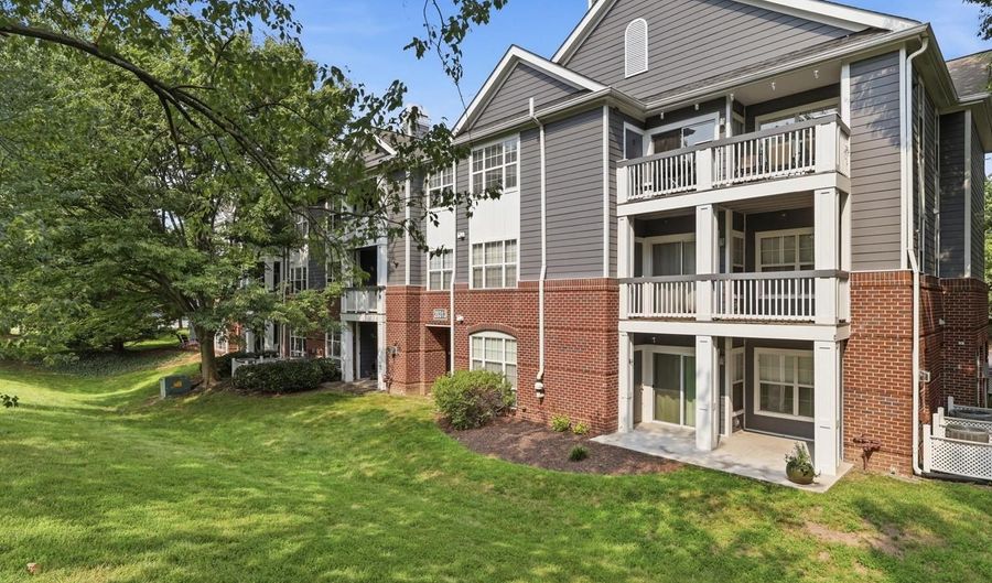 20313 BEECHWOOD Ter 101, Ashburn, VA 20147 - 1 Beds, 1 Bath