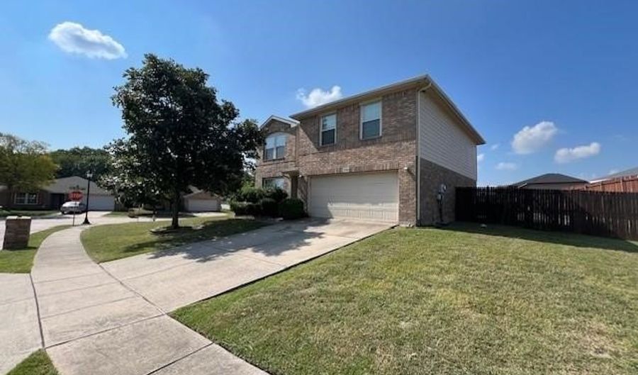 2001 Hickory Trl, Anna, TX 75409 - 3 Beds, 3 Bath
