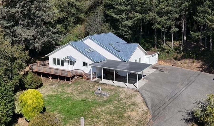 97923 PAYNE Rd, Brookings, OR 97415 - 3 Beds, 2 Bath