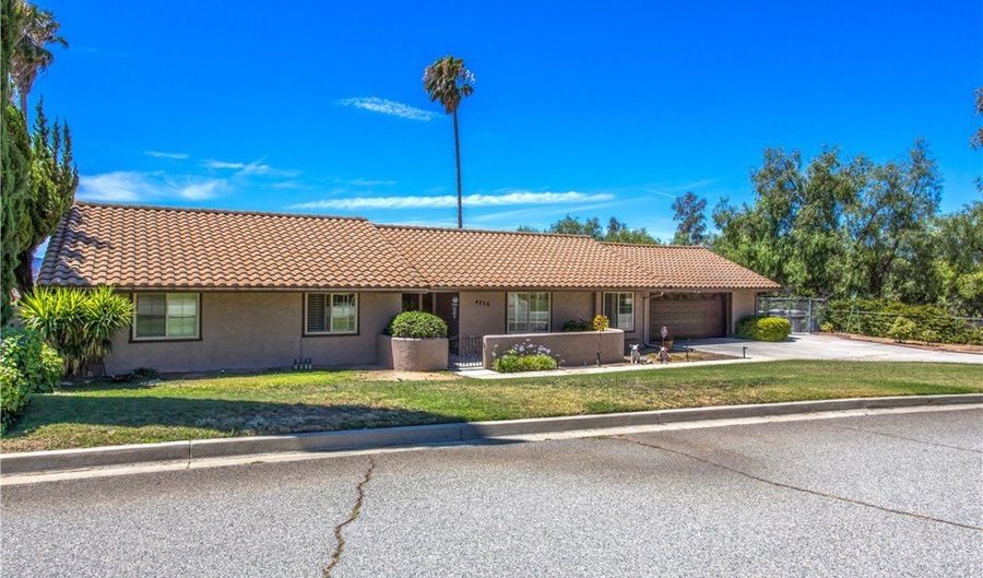4256 Mockingbird Ln, Banning, CA 92220 - 3 Beds, 2 Bath