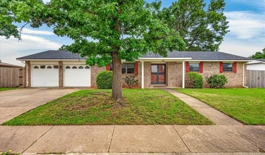 6437 Baylor Dr, Bartlesville, OK 74006 - 3 Beds, 2 Bath