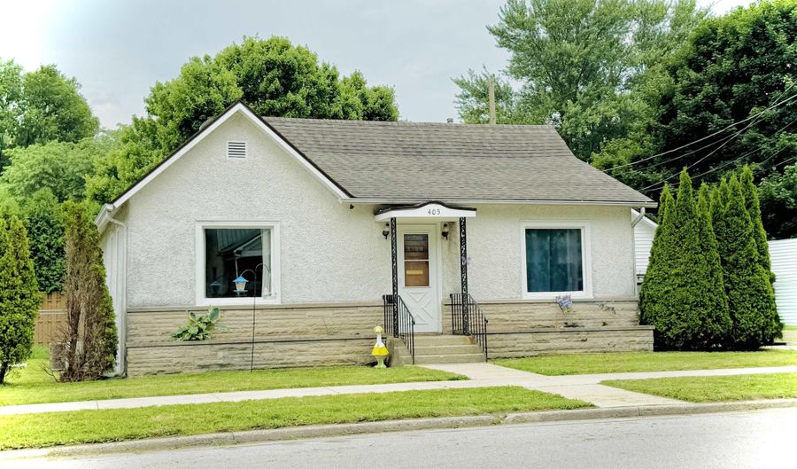405 W 20th St, Auburn, IN 46706 - 3 Beds, 2 Bath