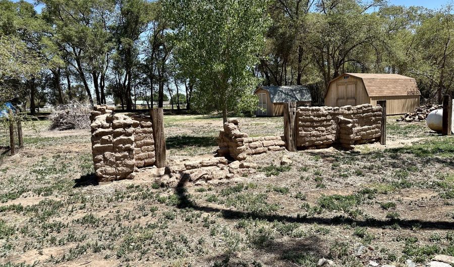 105 MAESTAS Rd, Belen, NM 87002 - 3 Beds, 2 Bath