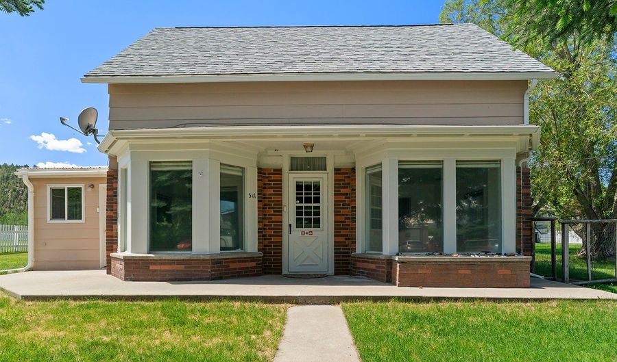 317 S Cleveland St, Boulder, MT 59632 - 3 Beds, 2 Bath
