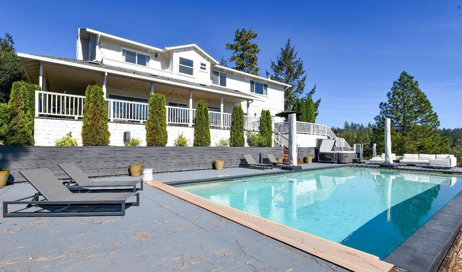 540 Edgemont Ln, Angwin, CA 94508 - 5 Beds, 3 Bath