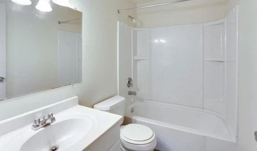 4351 Chestnut Rdg, Amherst, NY 14228 - 2 Beds, 1 Bath