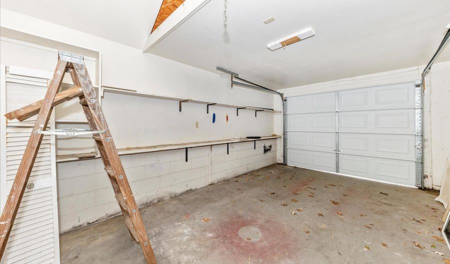 108 S MAIN St S, Boonsboro, MD 21713 - 2 Beds, 2 Bath