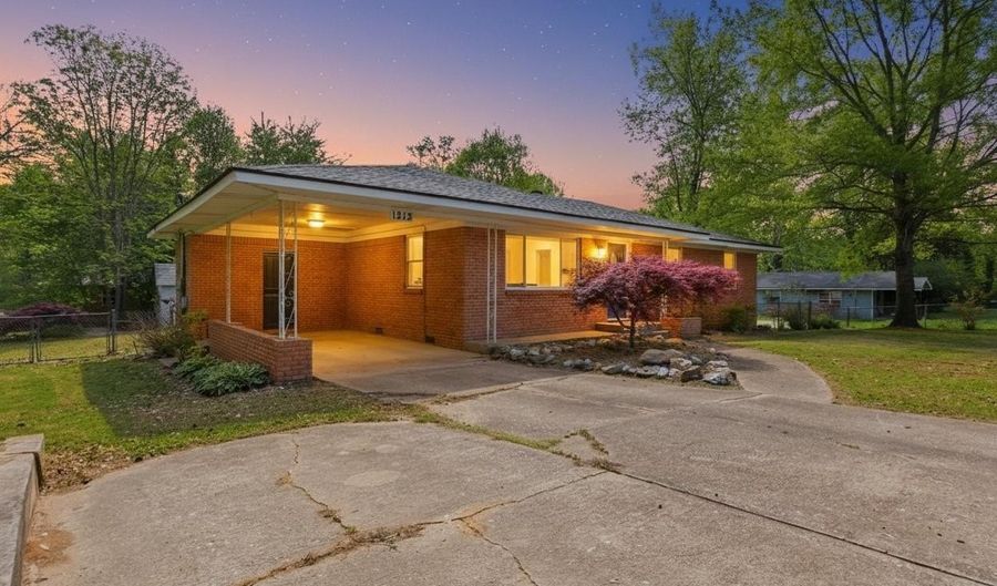 1213 N Shady Ln, Bauxite, AR 72015 - 2 Beds, 2 Bath