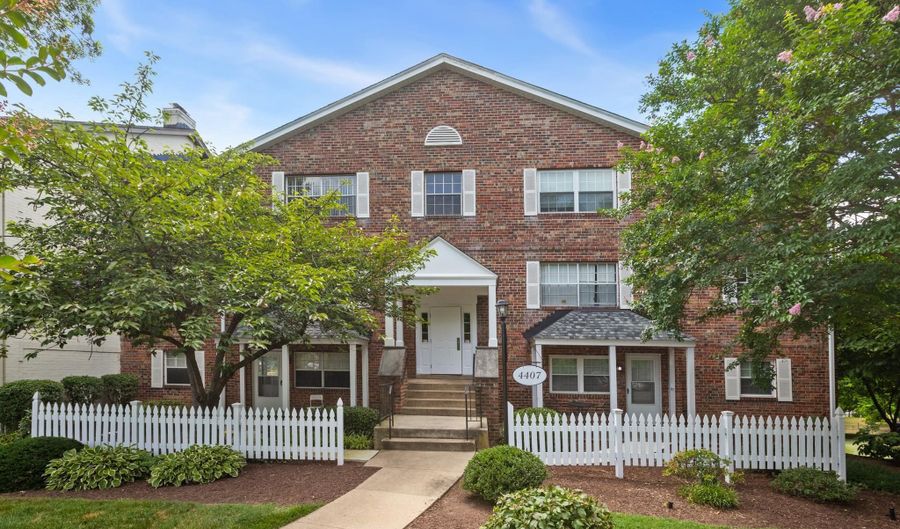 4407 ROMLON St 301, Beltsville, MD 20705 - 1 Beds, 1 Bath