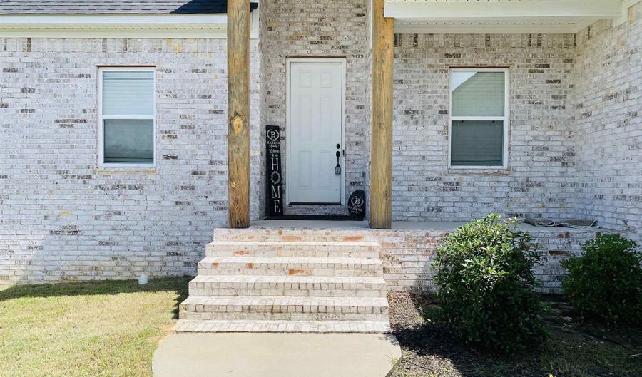 5104 Peace Ln, Alexander, AR 72002 - 5 Beds, 3 Bath