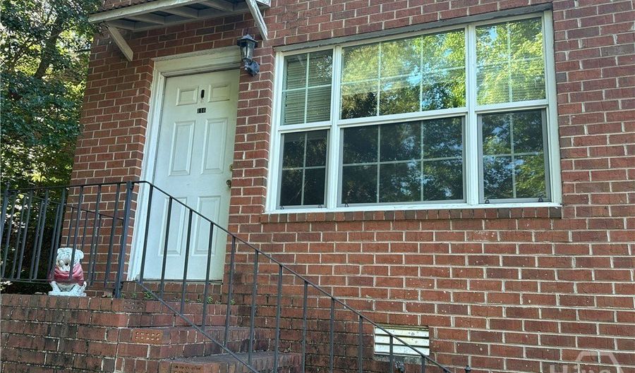 116 Jolly Ln, Athens, GA 30605 - 2 Beds, 2 Bath