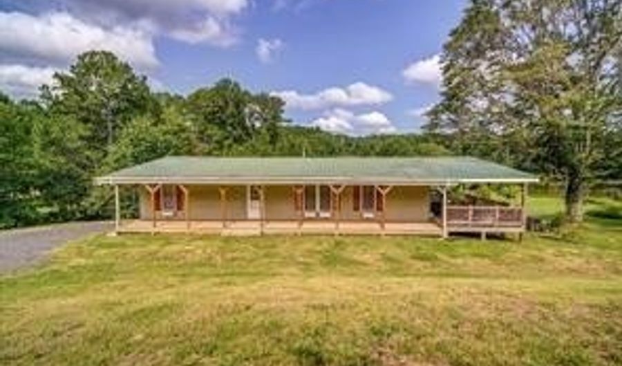1393 Edwards Mill Rd, Ball Ground, GA 30107 - 3 Beds, 2 Bath