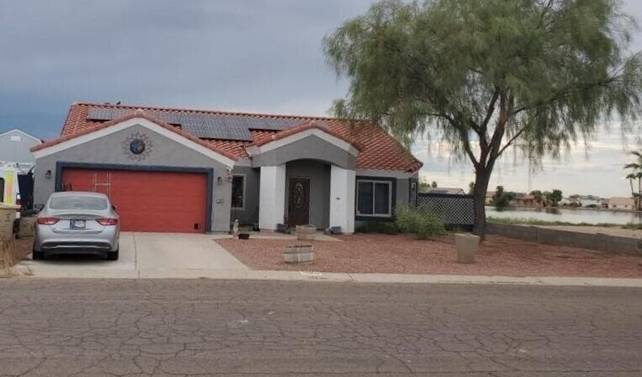 15818 S MAUI Cir, Arizona City, AZ 85123 - 3 Beds, 2 Bath