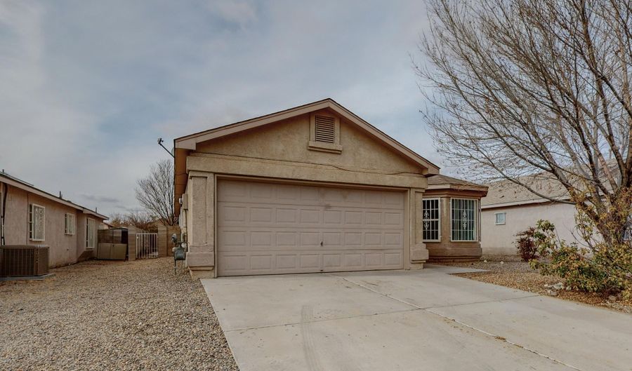 1615 DONA ARCELIA St SW, Albuquerque, NM 87121 - 3 Beds, 2 Bath