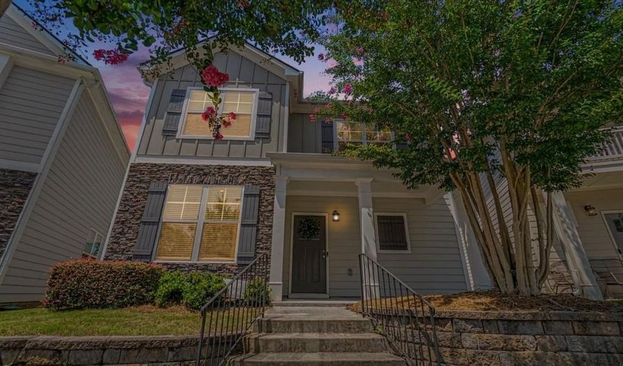 592 Lofty Ln SW, Atlanta, GA 30331 - 3 Beds, 3 Bath