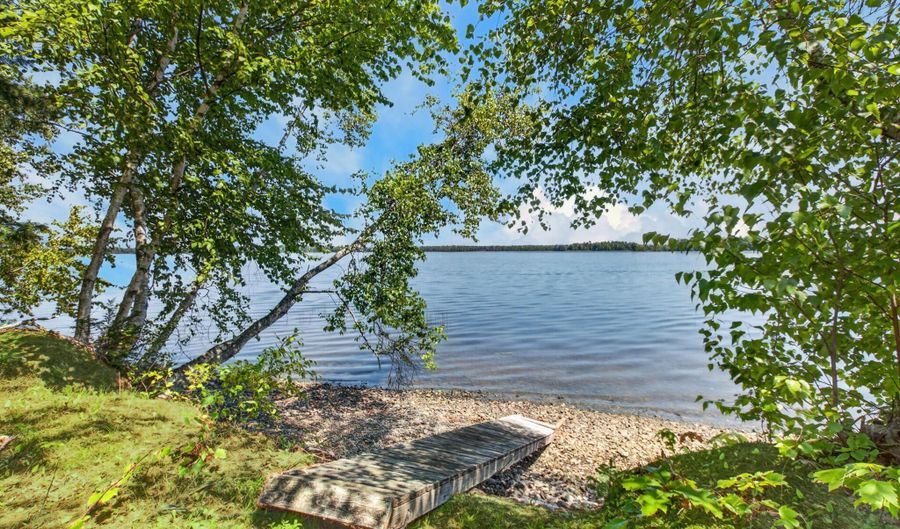 362 Lamb Farm Rd, Baileyville, ME 04694 - 5 Beds, 3 Bath