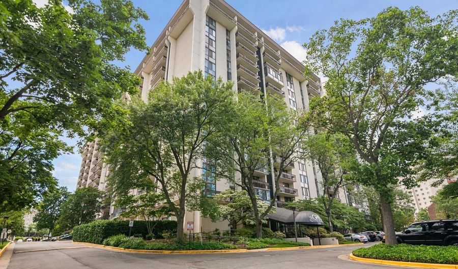 5300 HOLMES Pkwy 914, Alexandria, VA 22304 - 3 Beds, 2 Bath