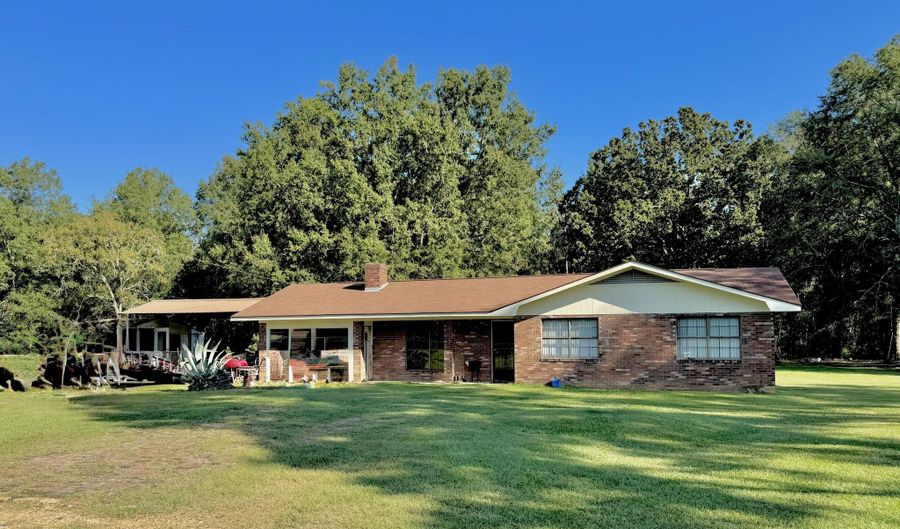986 Dunn Ratcliff Rd, Brookhaven, MS 39601 - 3 Beds, 2 Bath