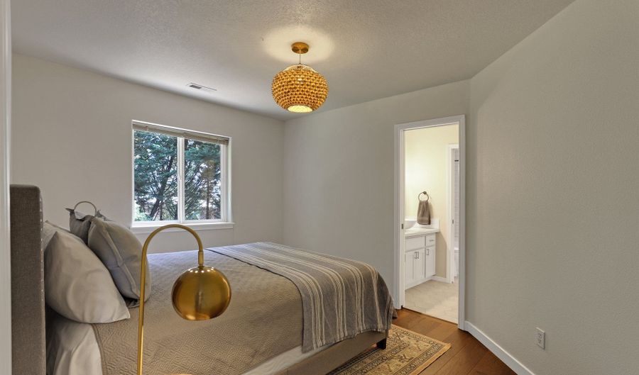 8932 SW 149TH Pl, Beaverton, OR 97007 - 3 Beds, 3 Bath