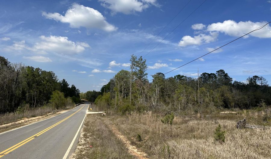 Tract # 6409 E River Road, Caryville, FL 32427 - 0 Beds, 0 Bath