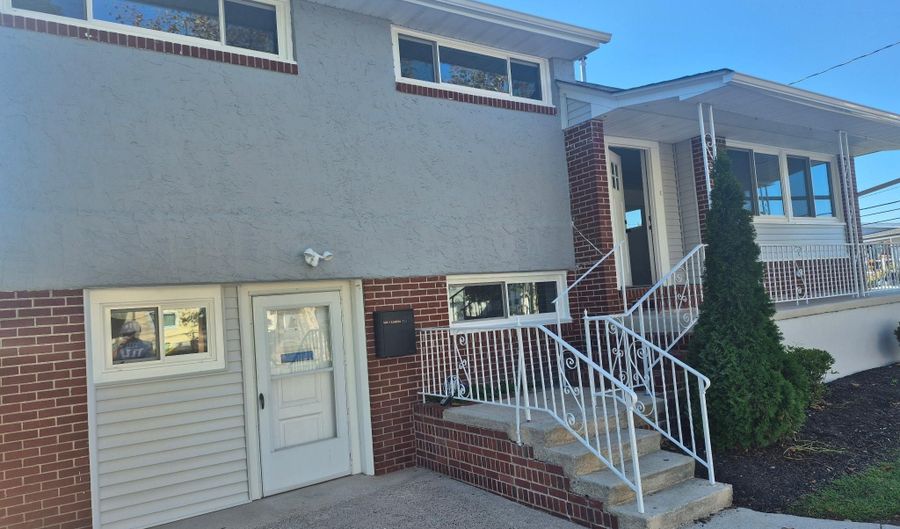 566 N Elberon Ave, Atlantic City, NJ 08401 - 3 Beds, 2 Bath