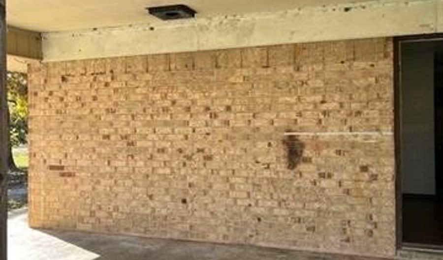 125 W Durant St, Bennington, OK 74723 - 3 Beds, 1 Bath