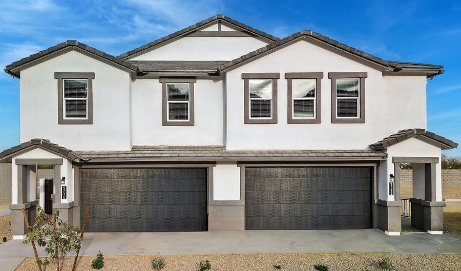 1153 E KACHINA Trl, Phoenix, AZ 85042 - 4 Beds, 3 Bath