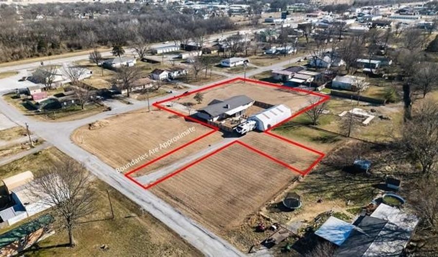 406 N William Penn St, Adair, OK 74330 - 3 Beds, 2 Bath