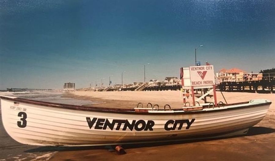 513 N Cambridge, Ventnor City, NJ 08406 - 2 Beds, 2 Bath