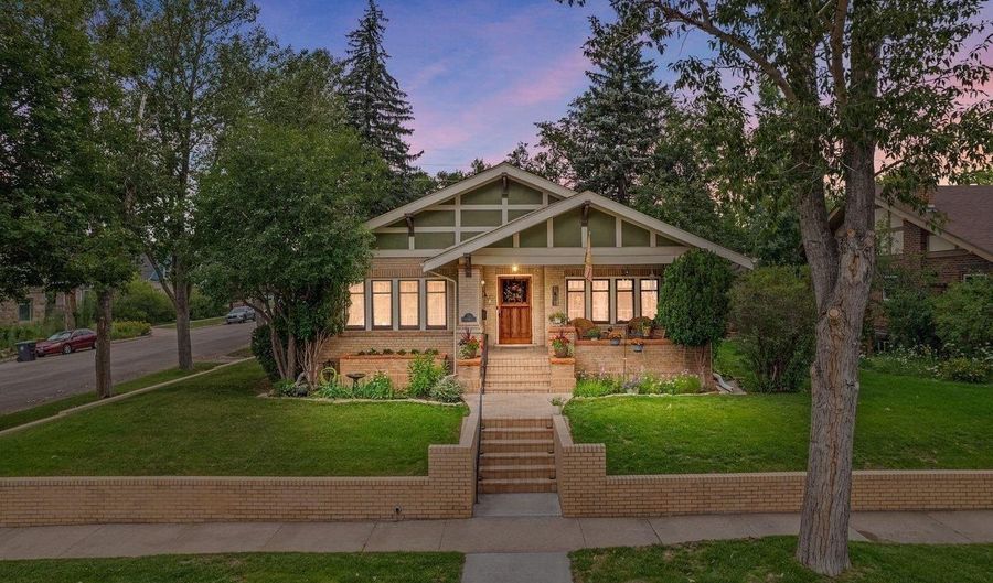 502 E 24TH St, Cheyenne, WY 82001 - 3 Beds, 3 Bath