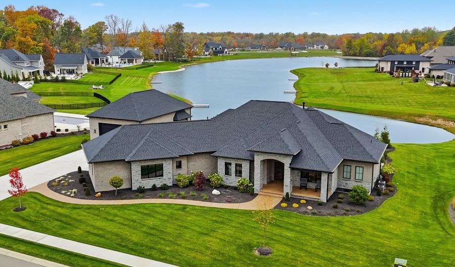 3961 Chapel Hill Ct, Bargersville, IN 46106 - 5 Beds, 6 Bath