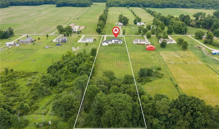 1795 New Milford Rd, Atwater, OH 44201 - 4 Beds, 3 Bath
