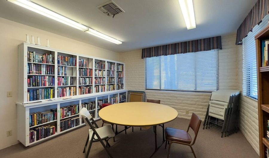 275 S WORTHINGTON St 124, Spring Valley, CA 91977 - 3 Beds, 2 Bath