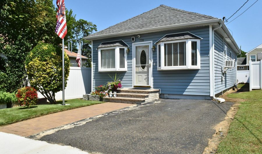 170 Bray Ave, North Middletown, NJ 07748 - 3 Beds, 1 Bath