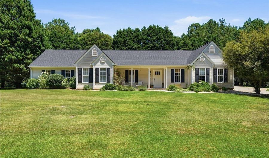 201 Haynie Dr, Belton, SC 29627 - 4 Beds, 3 Bath