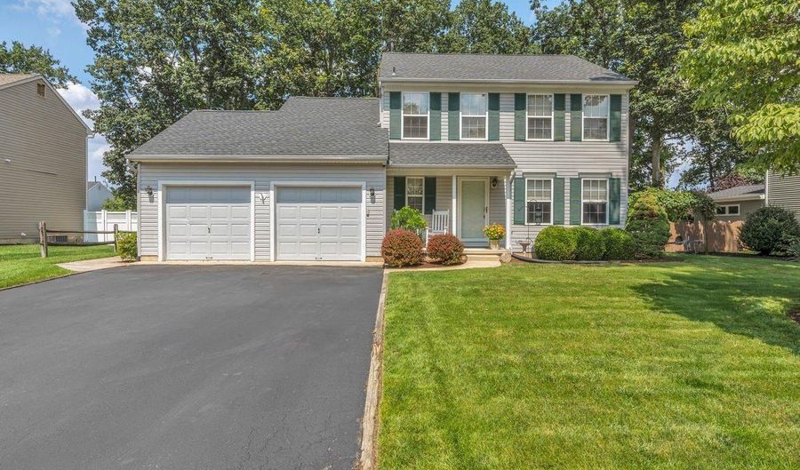 288 FRONT St, Atco, NJ 08004 - 3 Beds, 3 Bath