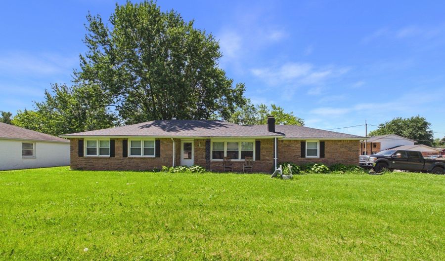 3403 Debra Dr, Anderson, IN 46012 - 3 Beds, 2 Bath