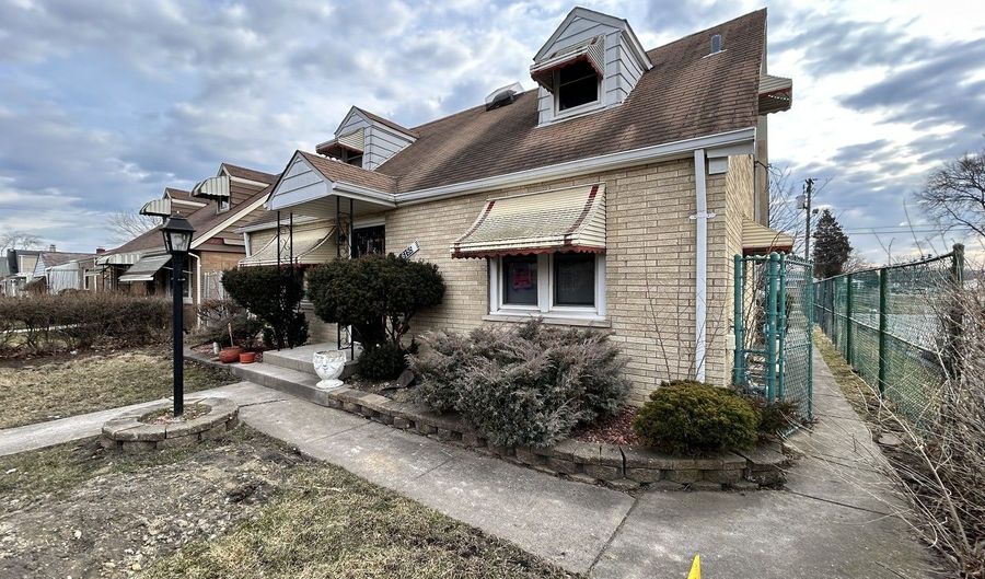 16155 Honore Ave, Markham, IL 60428 - 5 Beds, 2 Bath