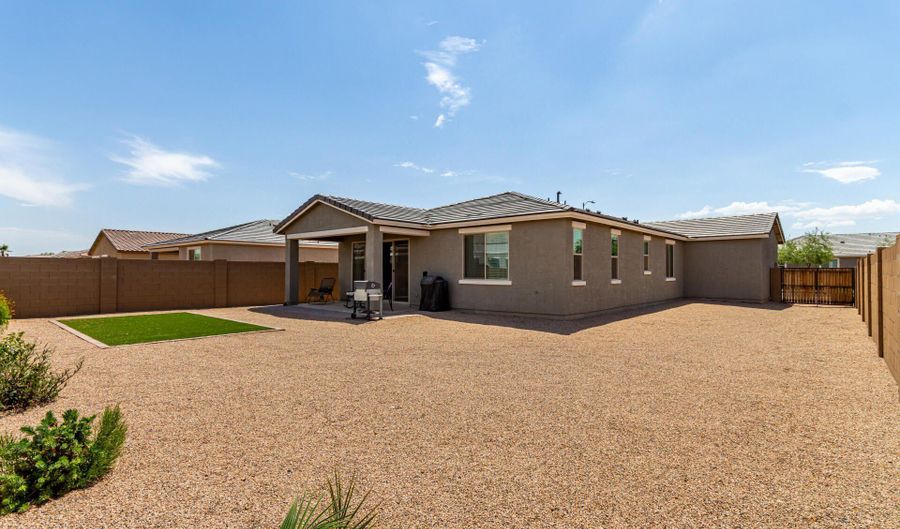 1808 N MENZE Ln, Casa Grande, AZ 85122 - 4 Beds, 2 Bath