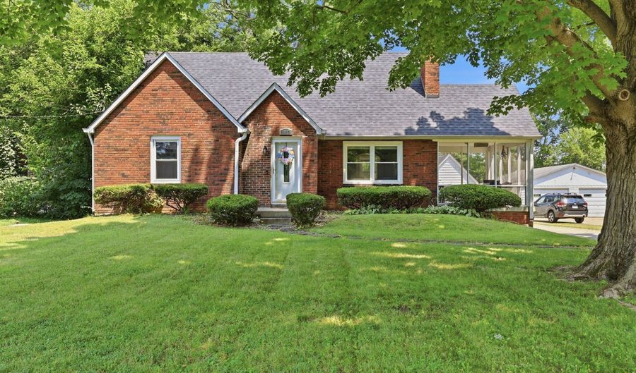 1112 North Dr, Anderson, IN 46011 - 4 Beds, 2 Bath