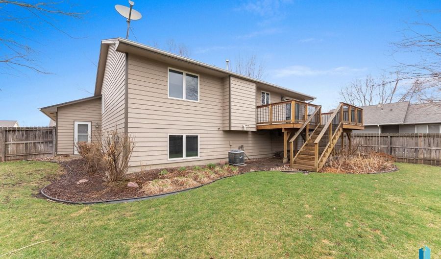 117 Thad St, Brandon, SD 57005 - 4 Beds, 3 Bath