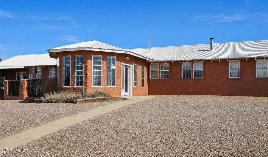12124 NM-152 Hwy, Caballo, NM 87931 - 3 Beds, 3 Bath