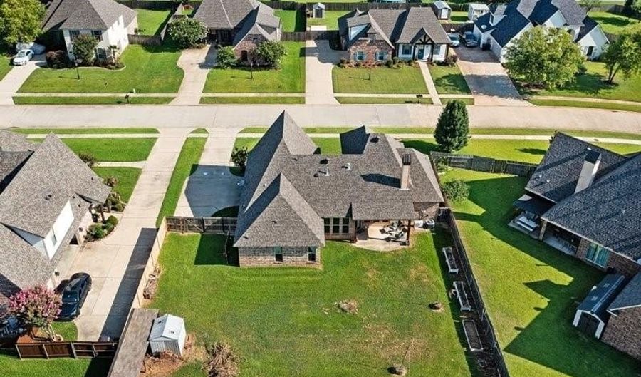 306 Plum Orchard Ln, Benton, LA 71006 - 4 Beds, 3 Bath