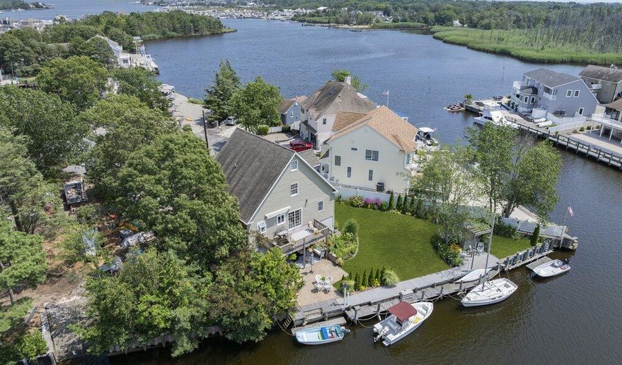 65 N Island Rd, Bayville, NJ 08721 - 4 Beds, 3 Bath