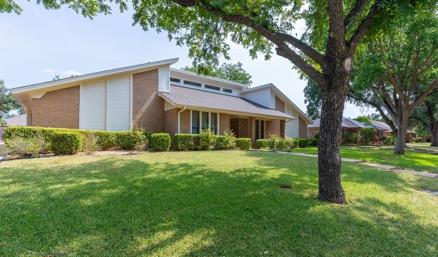 1809 Lytle Shores Dr, Abilene, TX 79602 - 3 Beds, 2 Bath