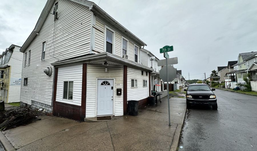 618-22 2nd Ave, Altoona, PA 16602 - 0 Beds, 3 Bath