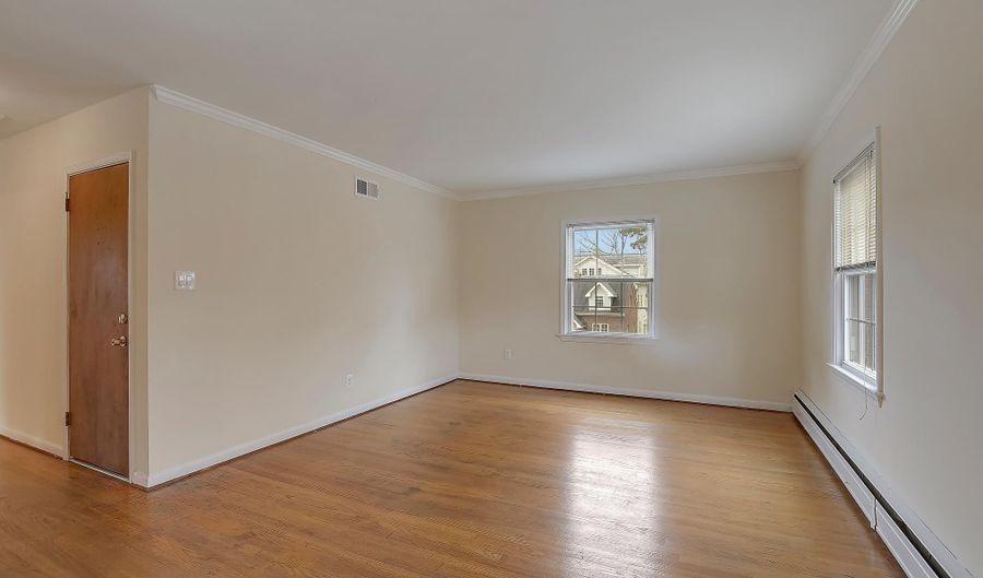 4023 18TH Rd N 2, Arlington, VA 22207 - 2 Beds, 1 Bath