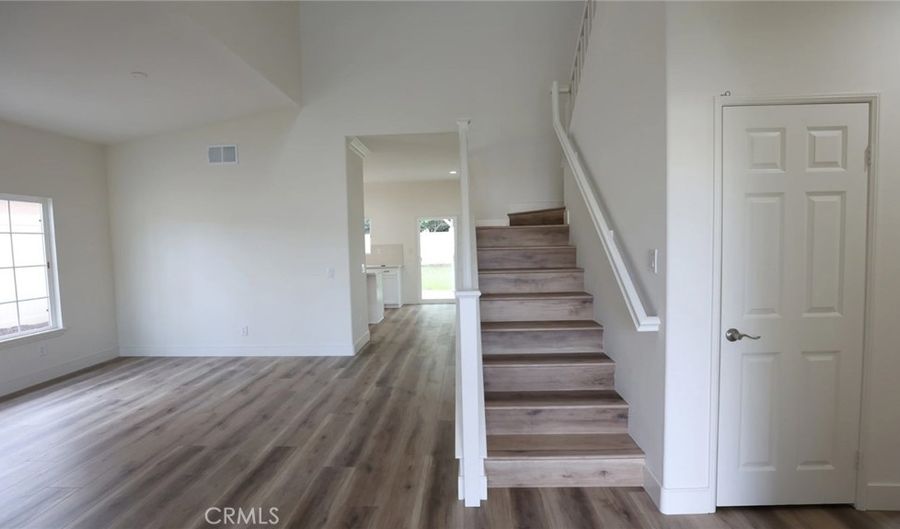 1657 Mission Meadows Dr, Oceanside, CA 92057 - 5 Beds, 3 Bath