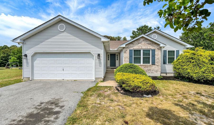 270 OAKNOLL Ave, Felton, DE 19943 - 3 Beds, 2 Bath